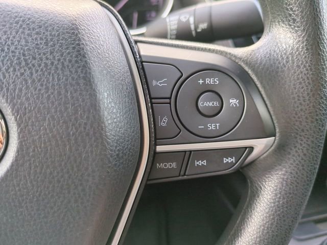 Used 2022 Toyota Camry LE w/ Convenience Package FWD image 28