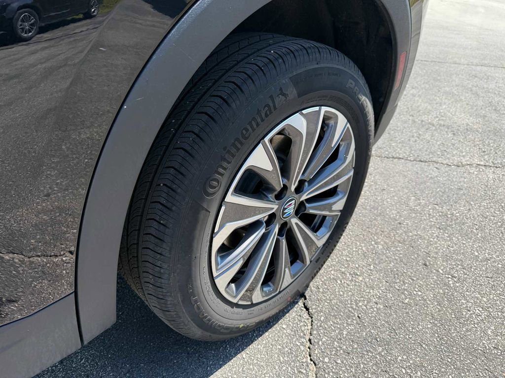 Used 2025 Buick Envision Preferred image 12