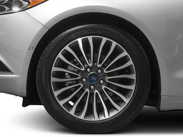 Used 2017 Ford Fusion Titanium FWD image 11