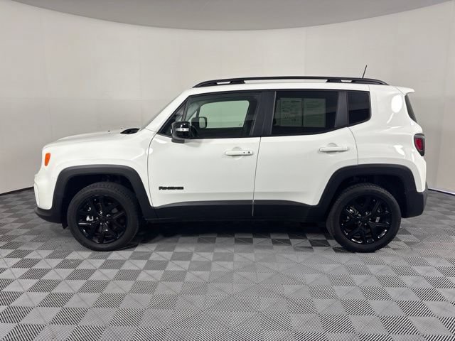 Used 2023 Jeep Renegade Altitude w/ Convenience Group I AWD/4WD image 38