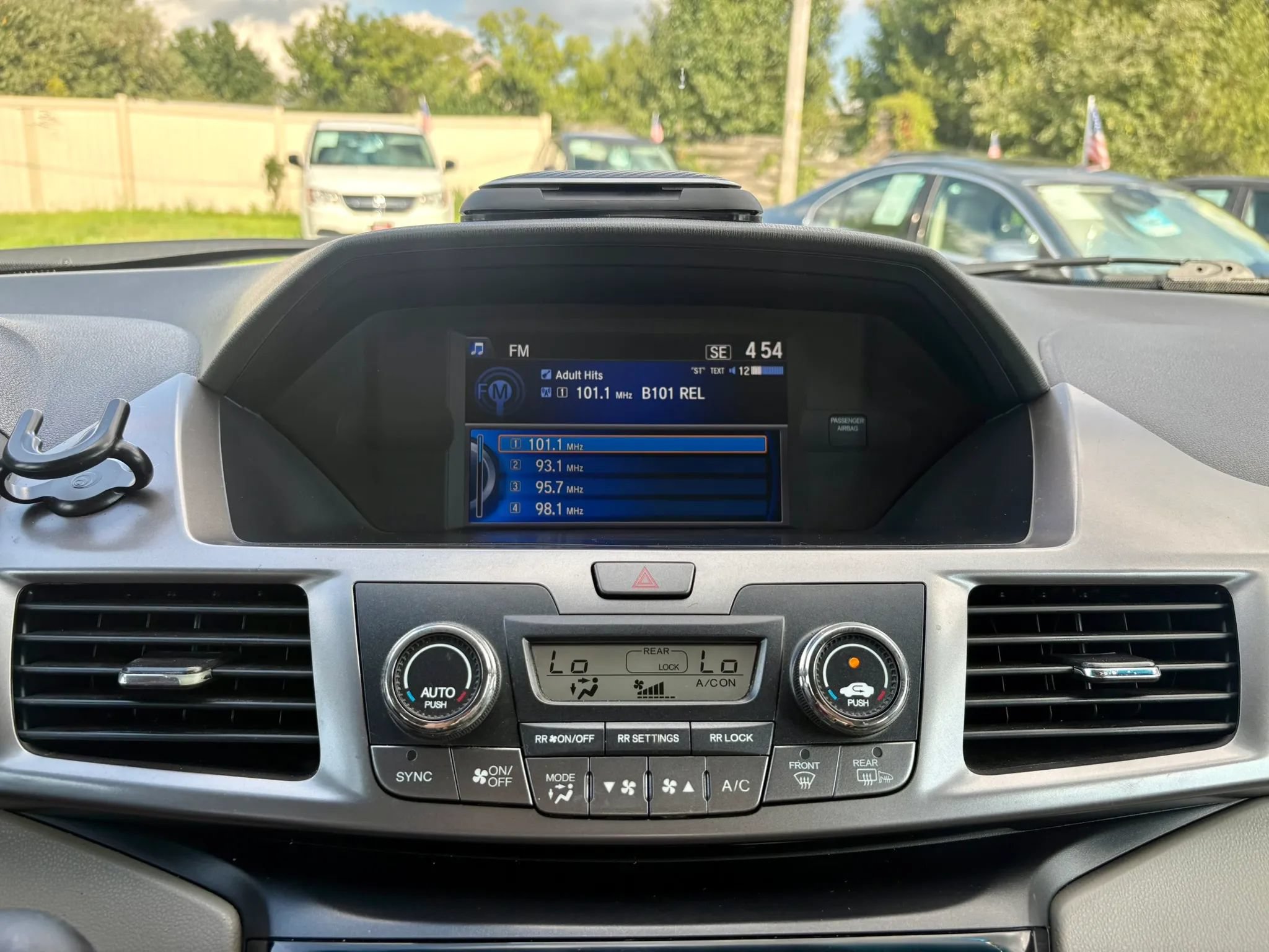 Used 2016 Honda Odyssey EX image 31