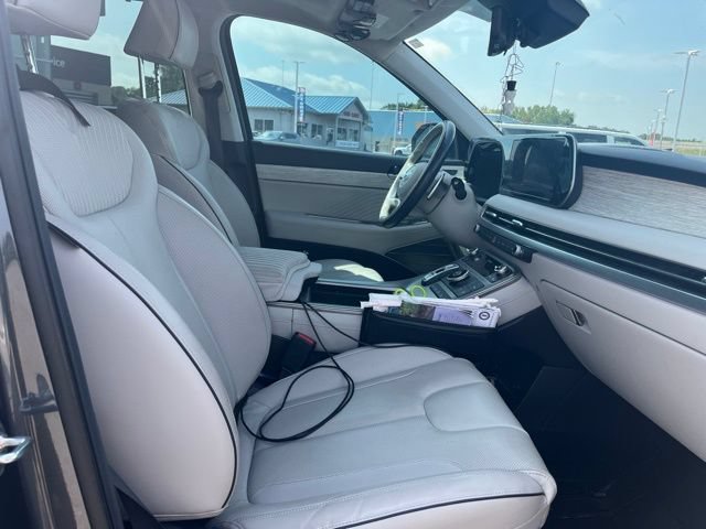 Used 2024 Hyundai Palisade Calligraphy FWD image 9