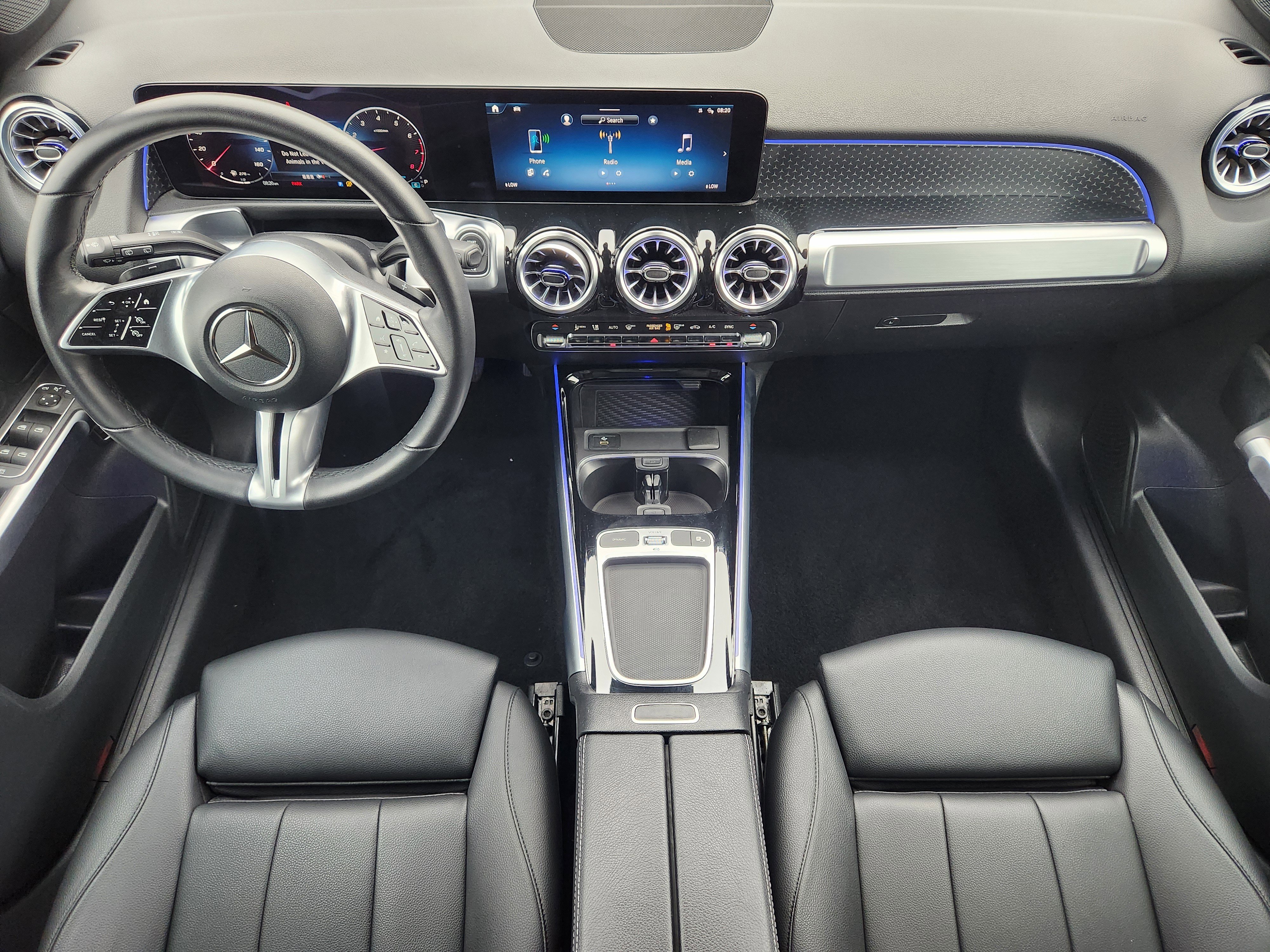 Used 2024 Mercedes-Benz GLB 250 4MATIC image 26