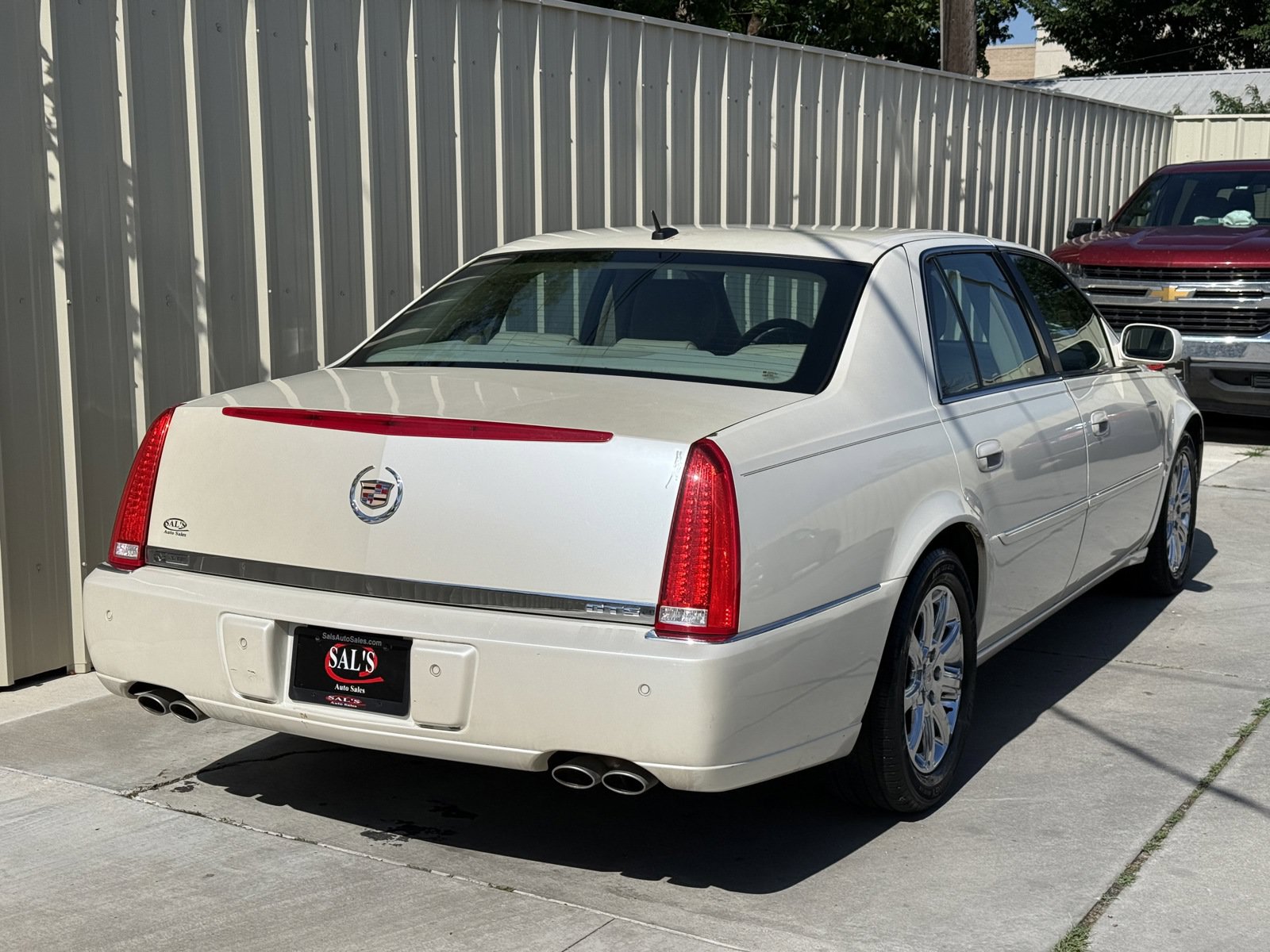 Used 2008 Cadillac DTS FWD image 7