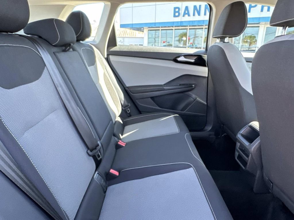 Used 2024 Volkswagen Taos S image 9