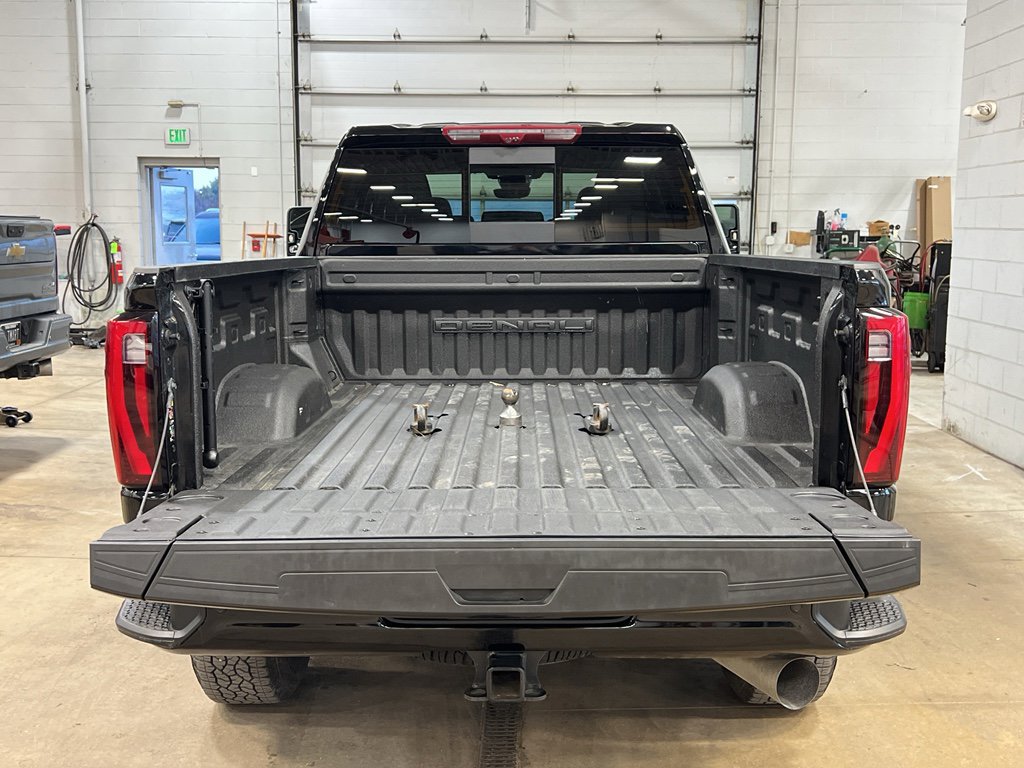 Used 2024 GMC Sierra 2500 Denali w/ Denali Reserve Package image 41