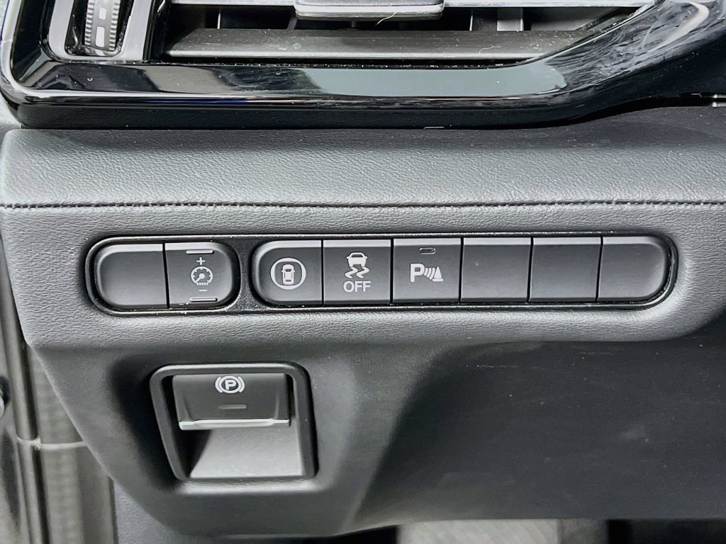 Used 2025 Acura MDX w/ Technology Package AWD/4WD image 9