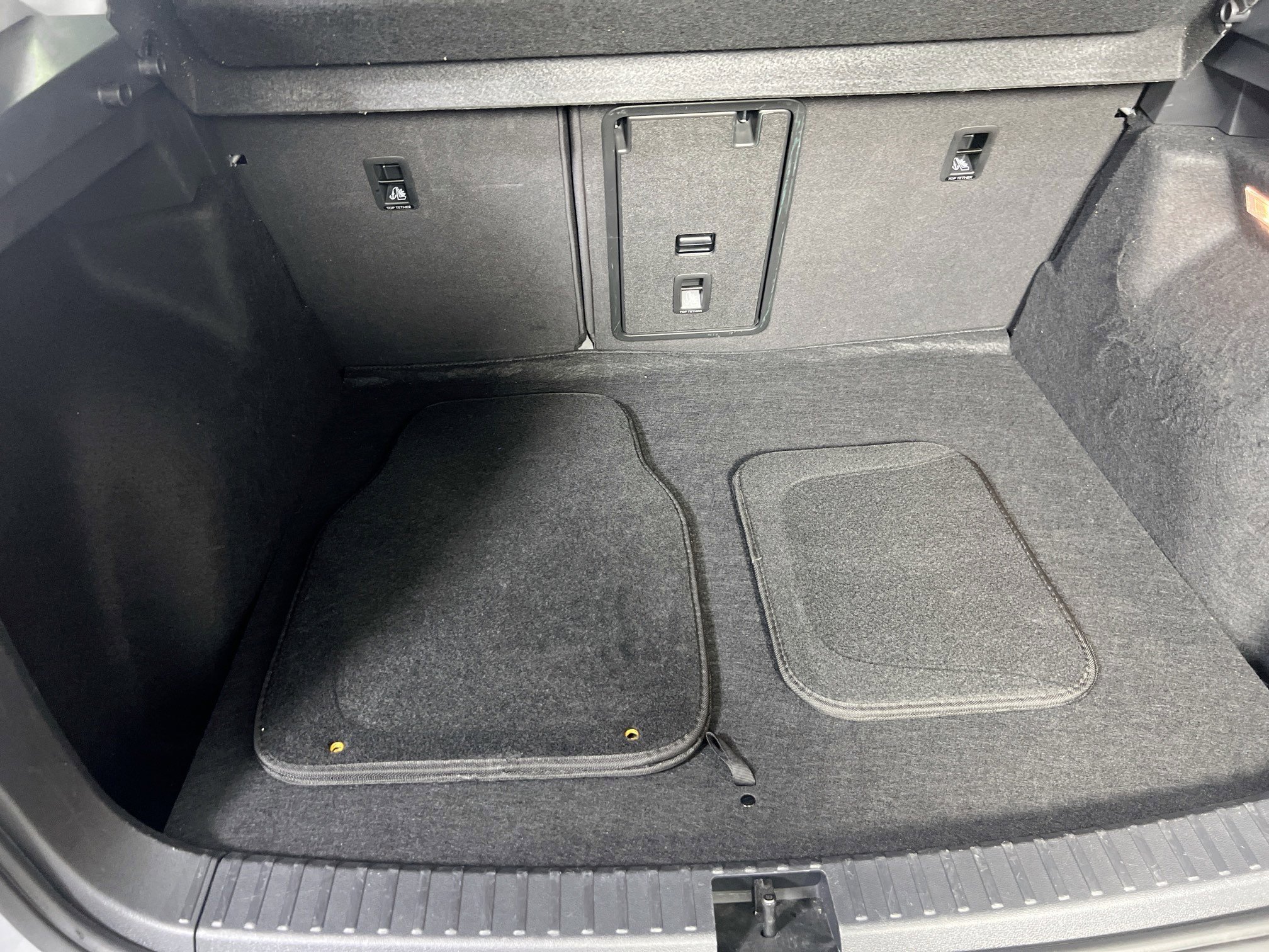 Used 2022 Volkswagen Taos SEL AWD/4WD image 25