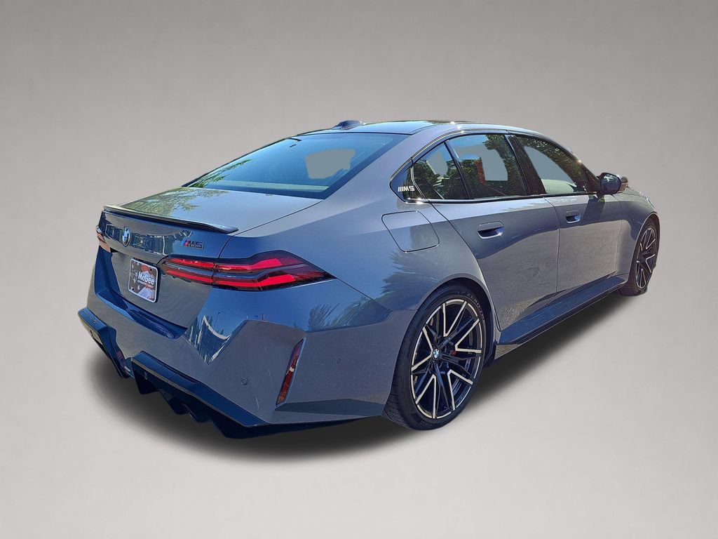 New 2026 BMW M5 w/ Carbon Package AWD/4WD image 4
