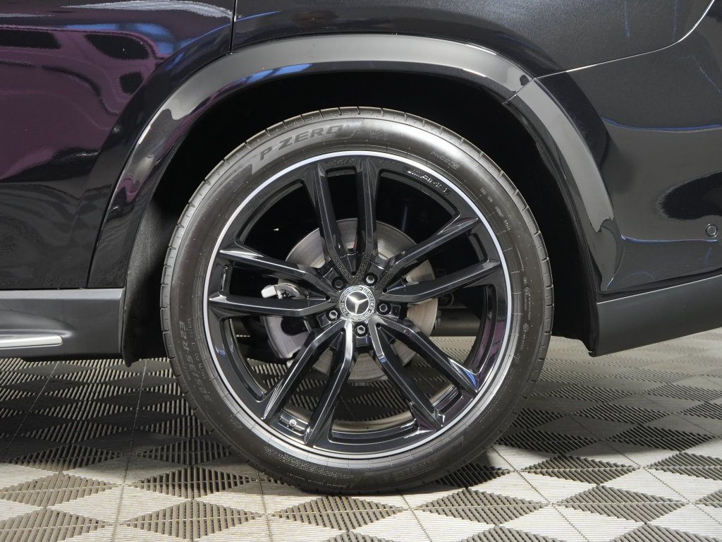 Certified 2025 Mercedes-Benz GLS 580 4MATIC image 10