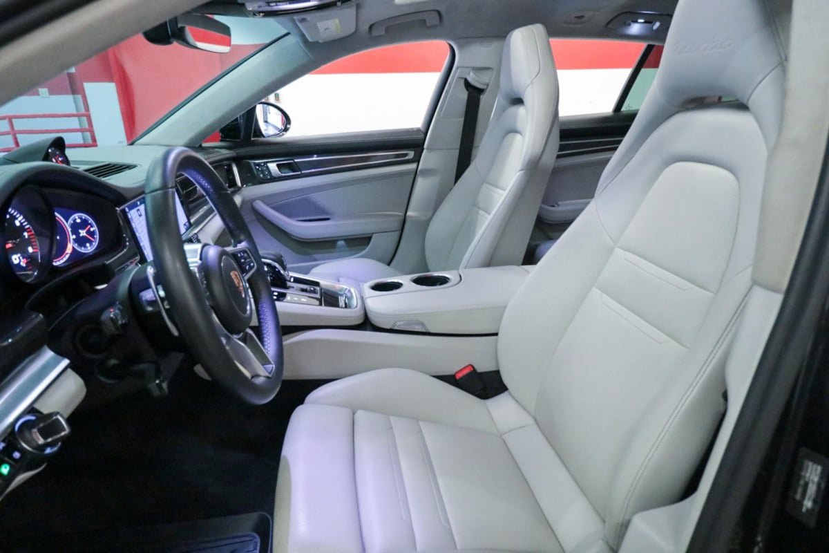 Used 2018 Porsche Panamera Turbo Sport Turismo AWD/4WD image 14