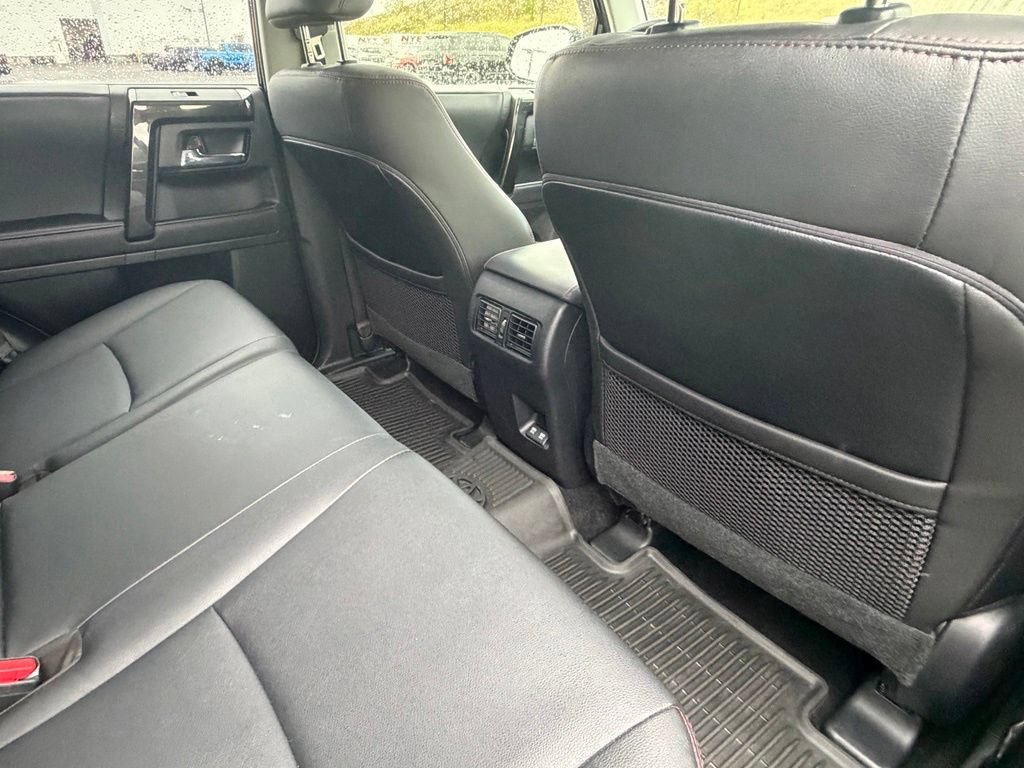 Used 2022 Toyota 4Runner TRD Off-Road Premium w/ Moonroof Package AWD/4WD image 50