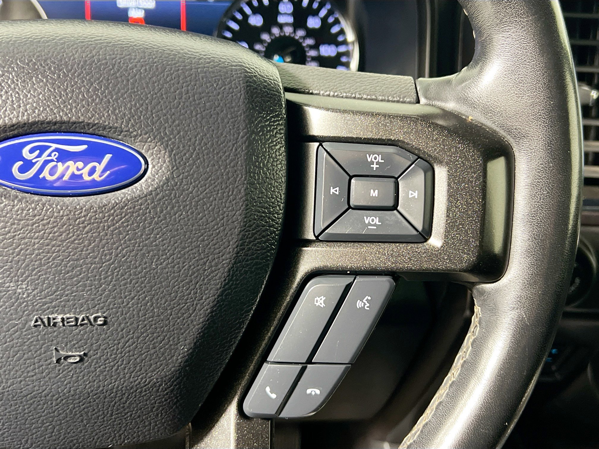 Used 2020 Ford Expedition Limited w/ Texas Edition Package AWD/4WD image 19