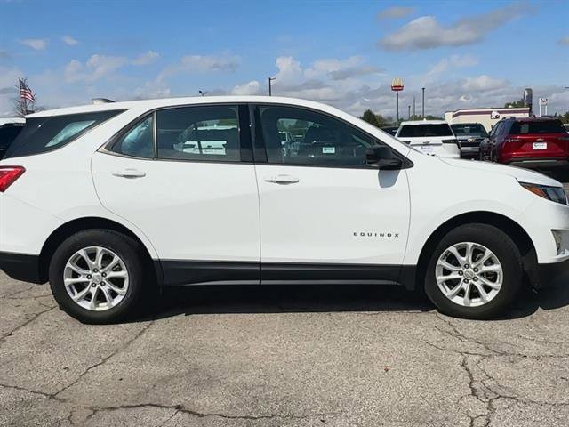 Certified 2018 Chevrolet Equinox LS image 32