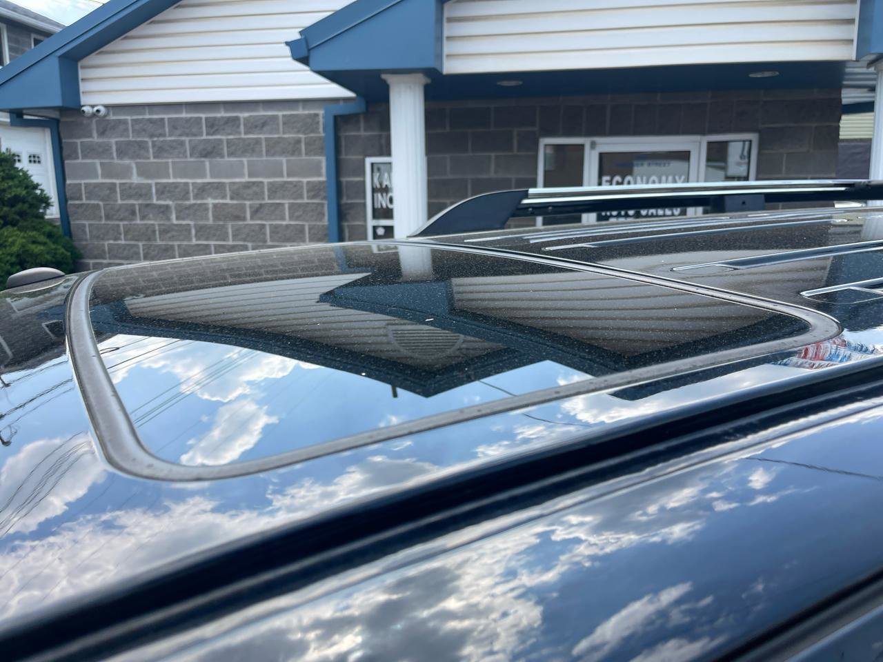 Used 2016 Lincoln Navigator L Select AWD/4WD image 9