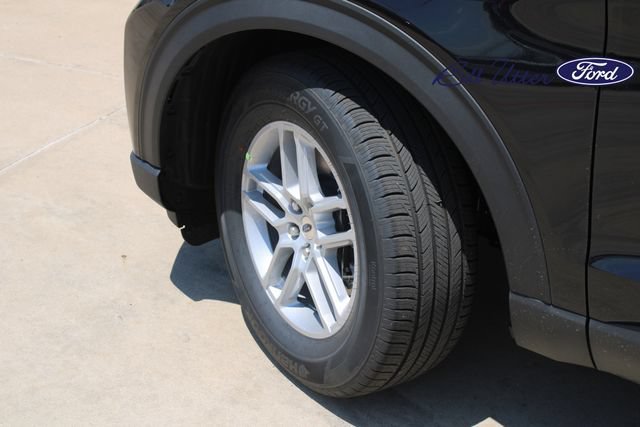 New 2026 Ford Explorer Active w/ Active Comfort Package RWD image 5