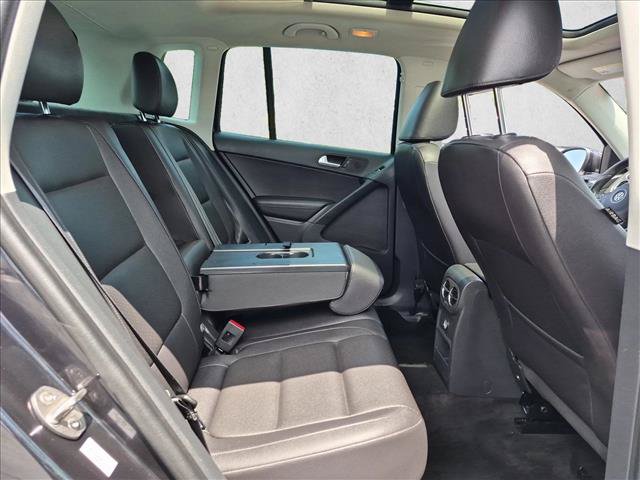 Used 2017 Volkswagen Tiguan Wolfsburg Edition FWD image 22
