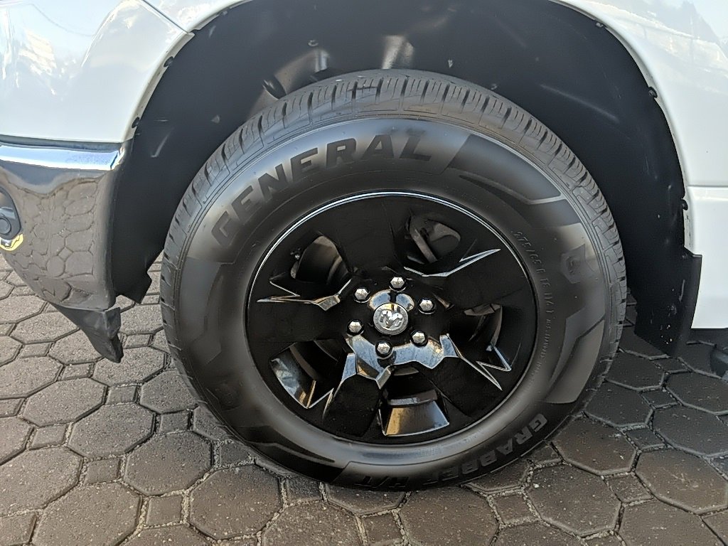 Used 2019 RAM 1500 Big Horn image 9