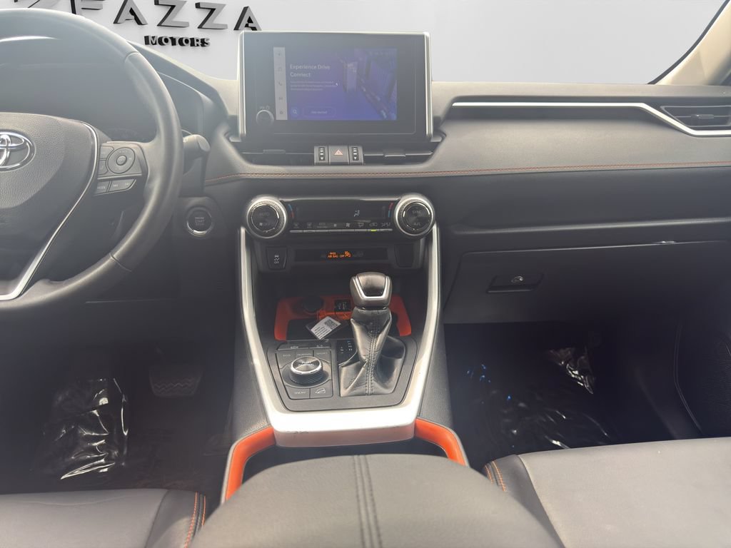 Used 2024 Toyota RAV4 Adventure AWD/4WD image 17