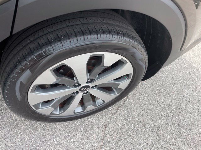 Used 2020 Kia Telluride S FWD image 17