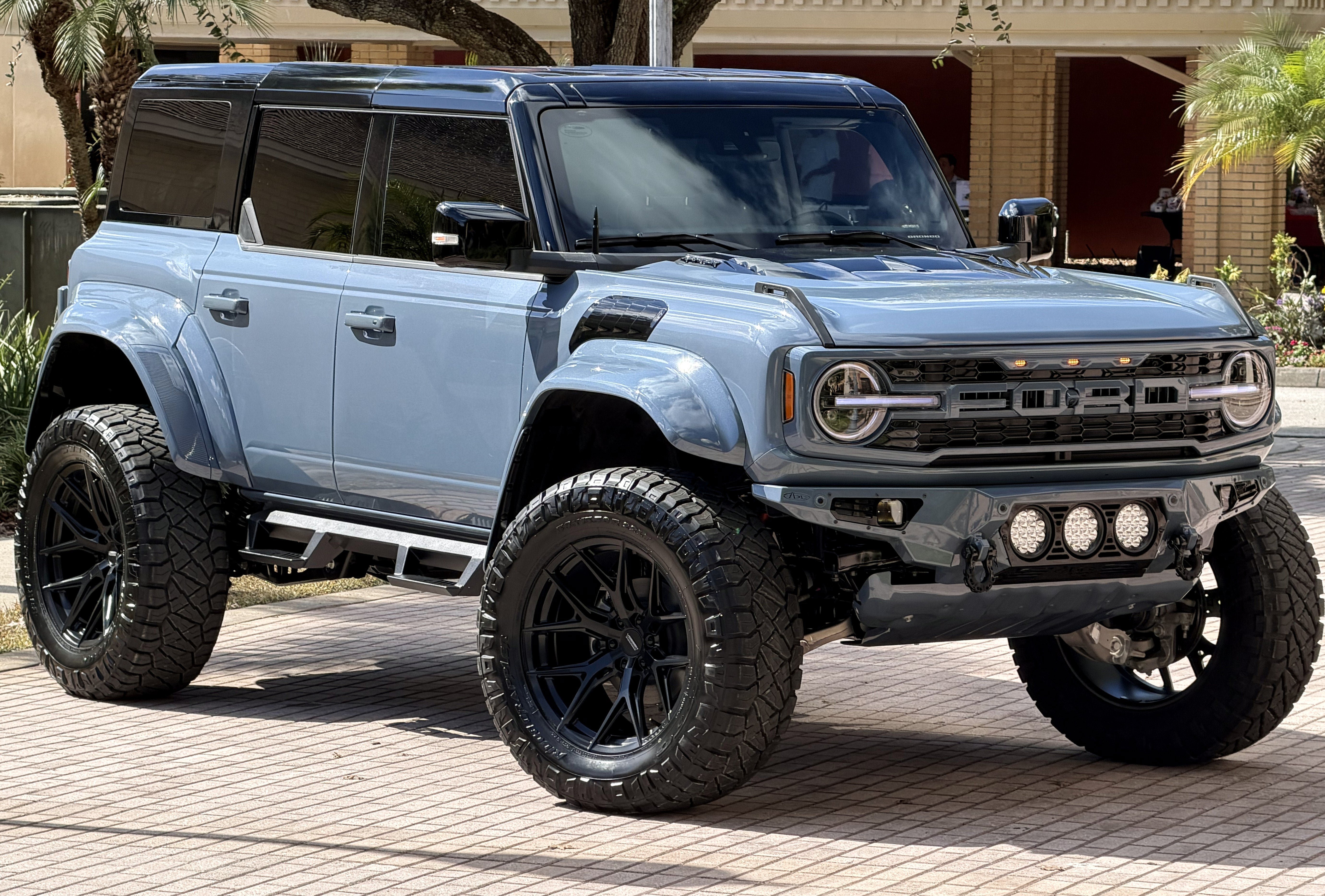 Used 2025 Ford Bronco Raptor AWD/4WD image 27