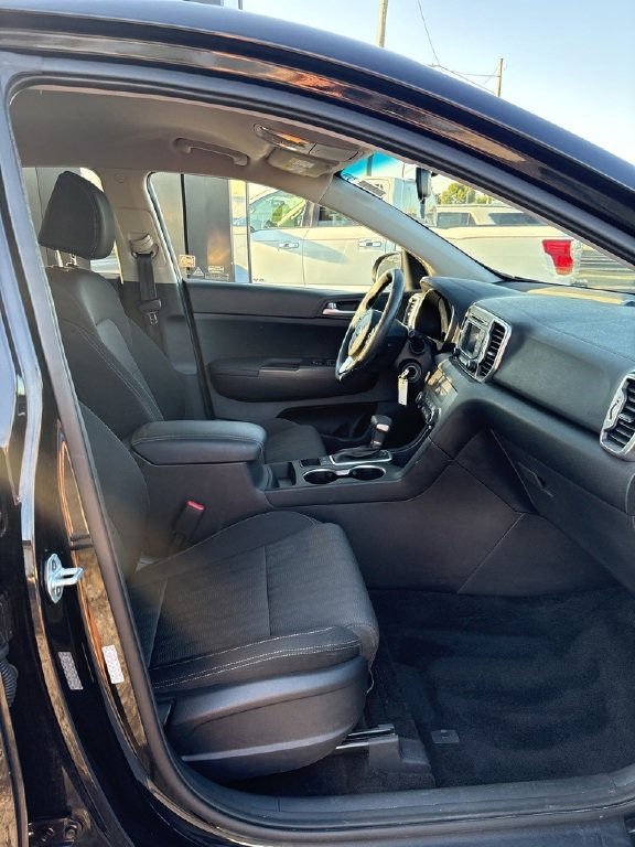 Used 2019 Kia Sportage LX image 23