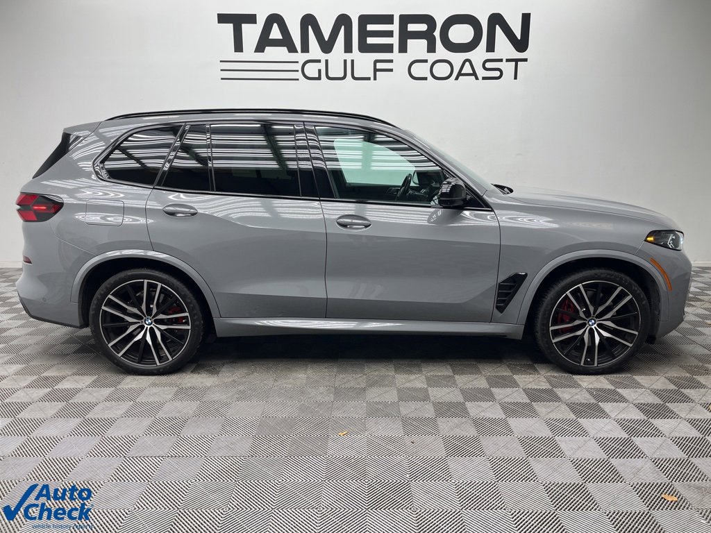 Used 2024 BMW X5 M60i image 4
