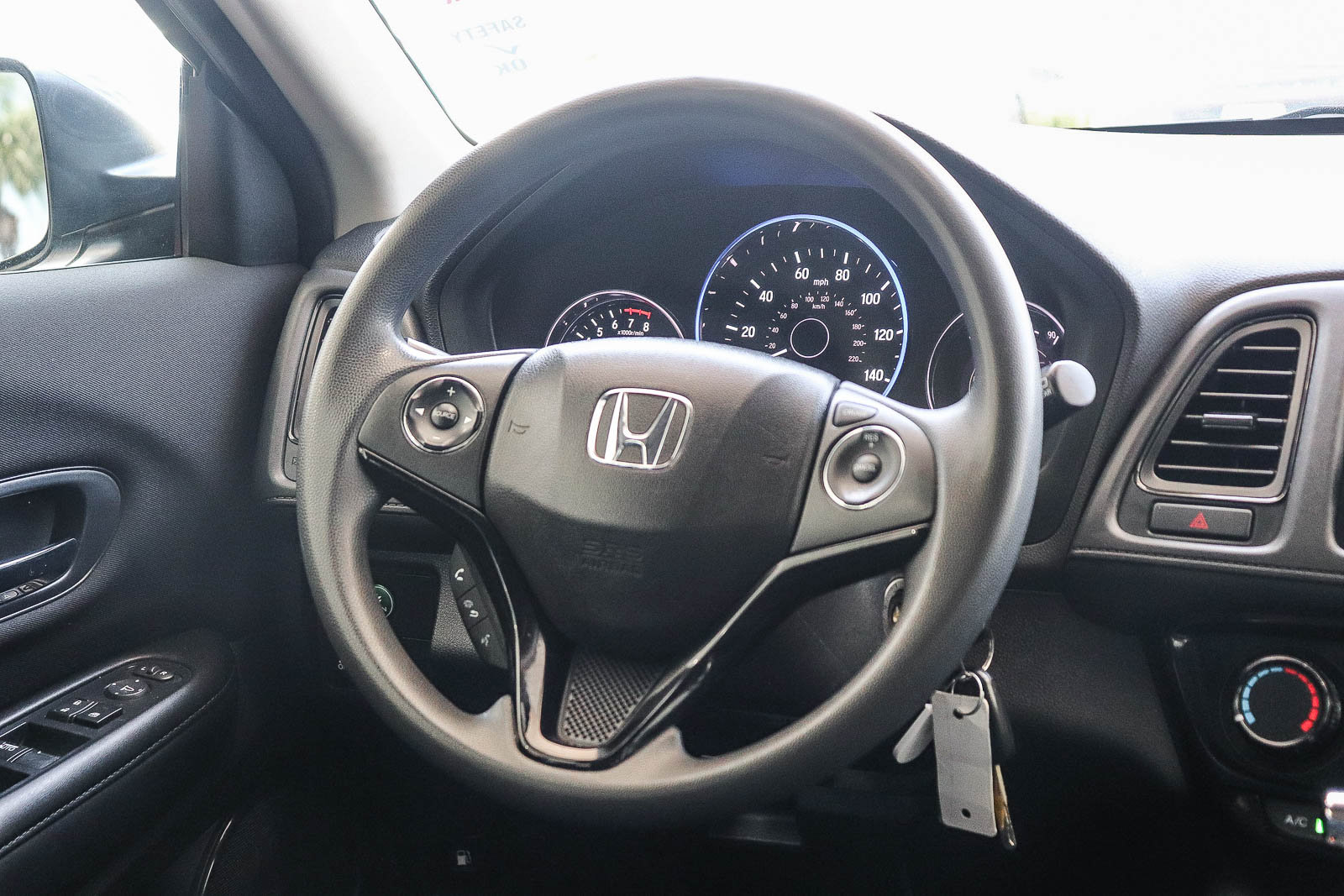 Used 2017 Honda HR-V LX image 18