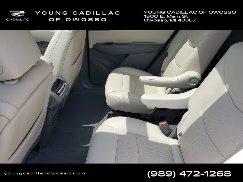Certified 2024 Cadillac XT6 Premium Luxury w/ LPO, Floor Liner Package AWD/4WD image 28