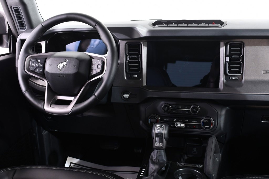 New 2025 Ford Bronco Badlands image 8