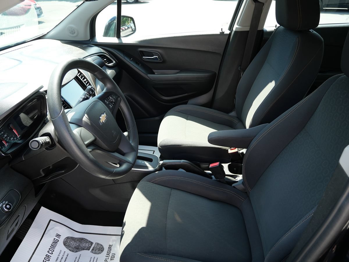 Used 2017 Chevrolet Trax LS AWD/4WD image 10