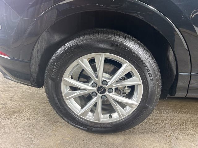 Certified 2025 Audi Q3 2.0T Premium w/ Convenience Package image 8