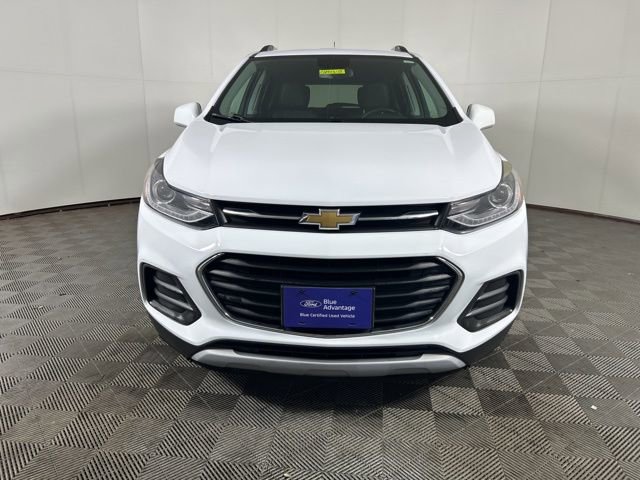 Used 2018 Chevrolet Trax LT w/ LT Convenience Package image 2