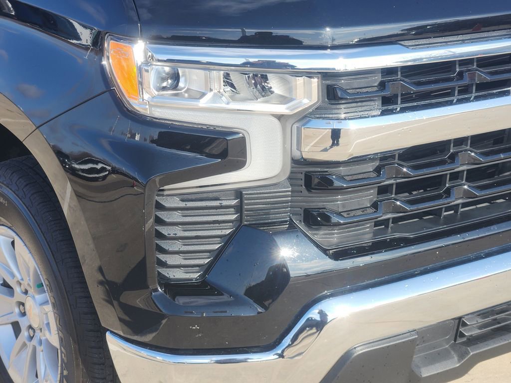 Used 2024 Chevrolet Silverado 1500 LT image 9