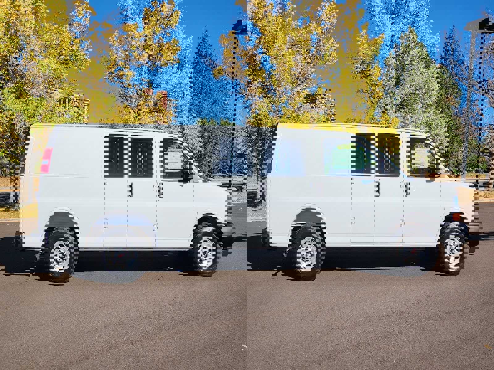 New 2025 GMC Savana 2500 Work Van image 2