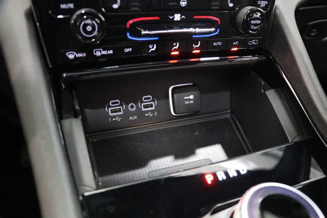 Used 2023 Jeep Grand Cherokee Altitude AWD/4WD image 29