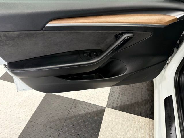 Used 2021 Tesla Model 3 Standard Range Plus RWD image 14
