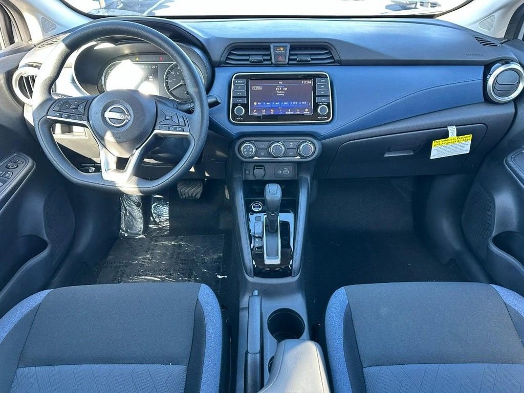 New 2025 Nissan Versa SV image 5