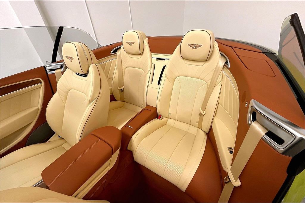 Used 2024 Bentley Continental GT AWD/4WD image 27