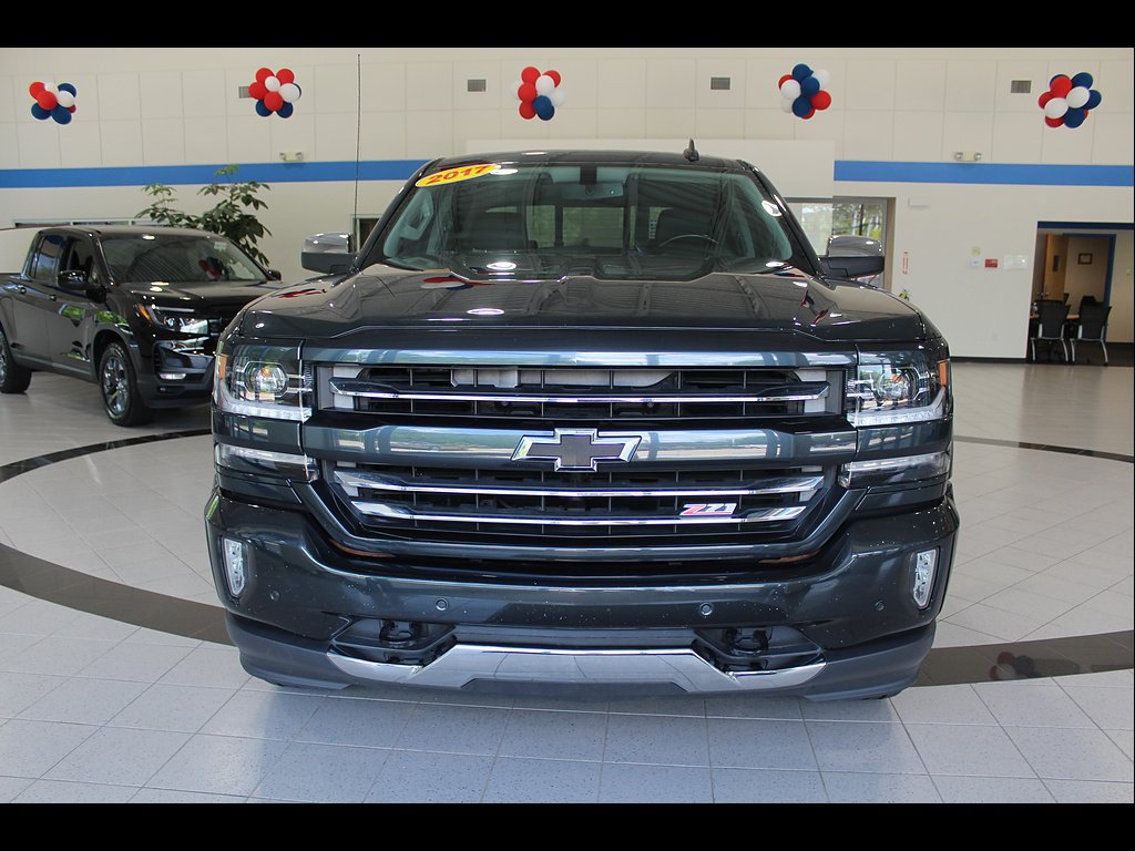 Used 2017 Chevrolet Silverado 1500 LTZ Z71 w/ LTZ Plus Package AWD/4WD video 2