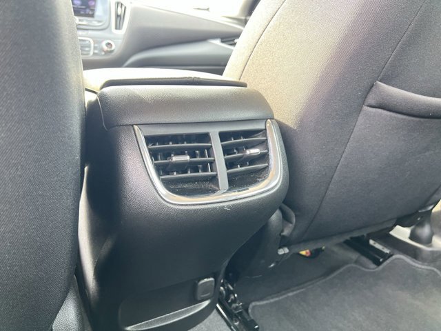 Used 2024 Chevrolet Malibu LT image 22