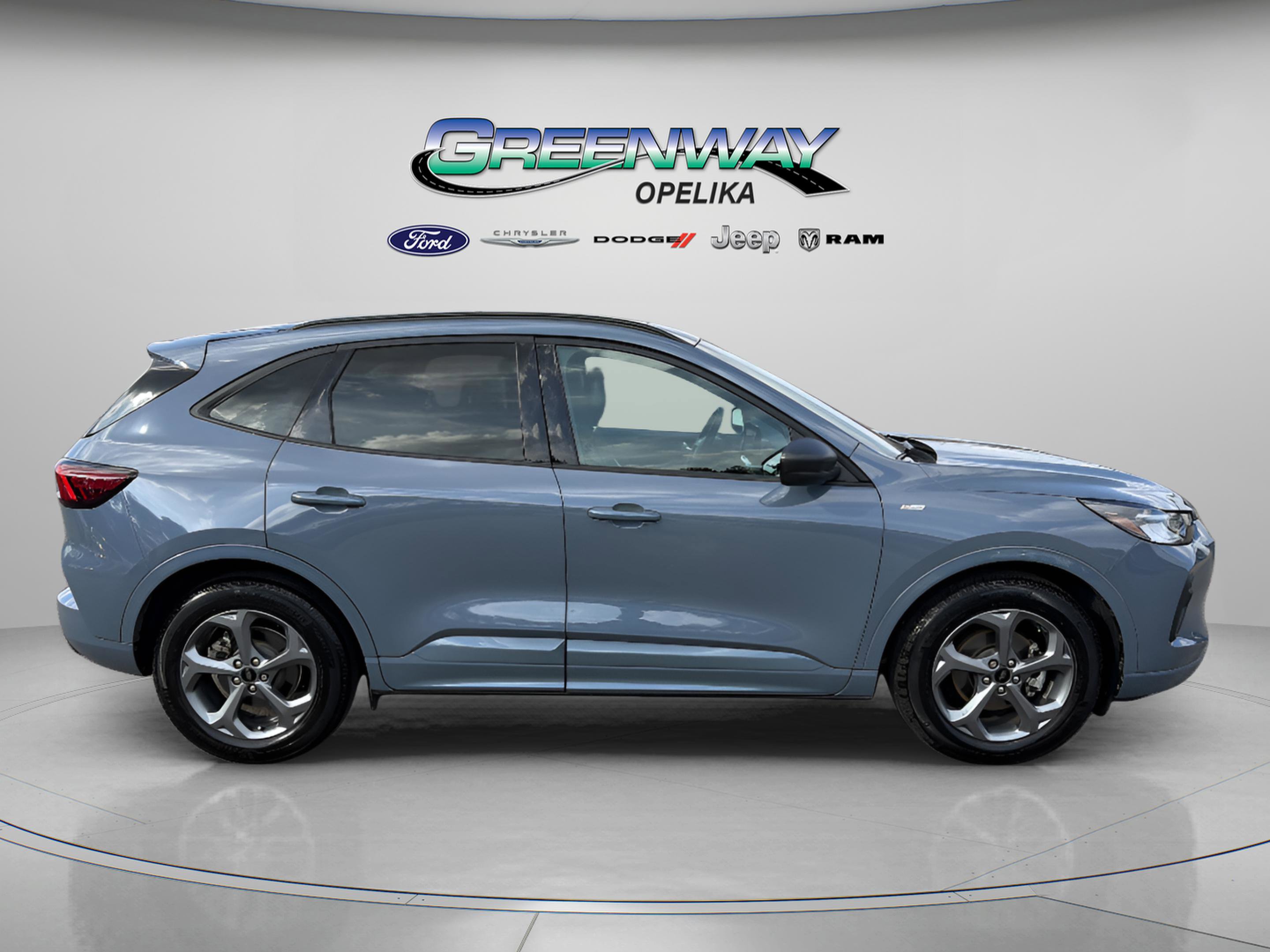 Used 2024 Ford Escape ST-Line w/ Tech Pack #1 image 8