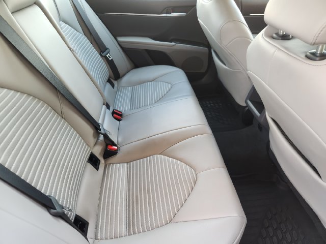 Used 2024 Toyota Camry SE FWD image 31