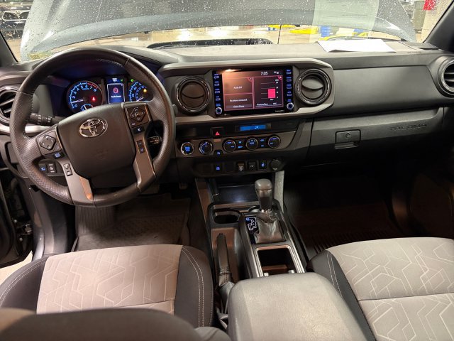 Used 2023 Toyota Tacoma TRD Sport AWD/4WD image 32
