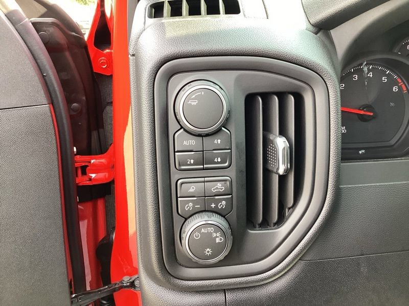New 2026 Chevrolet Silverado 1500 W/T w/ WT Value Package AWD/4WD image 25