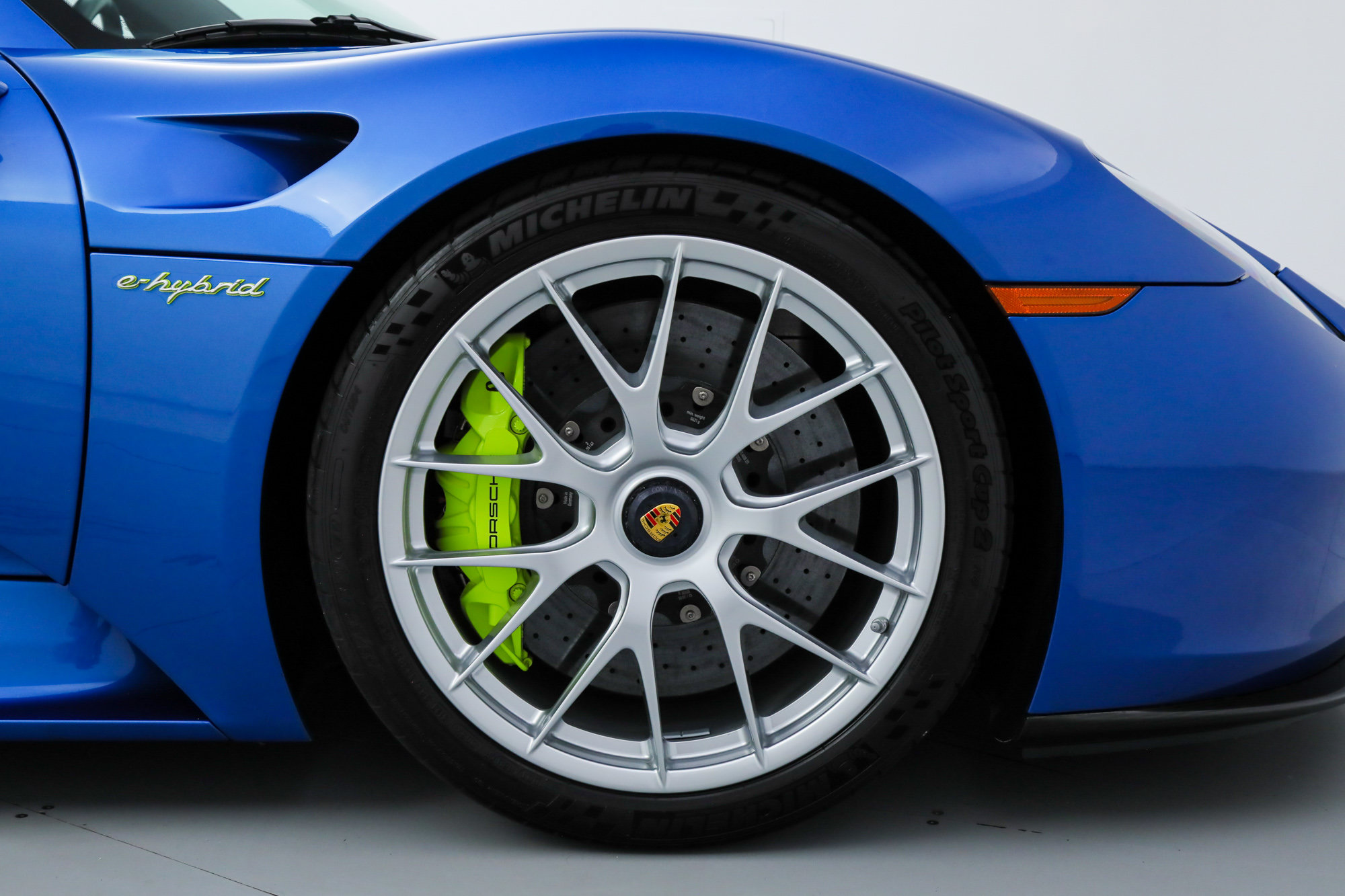 Used 2015 Porsche 918 Spyder AWD/4WD image 42