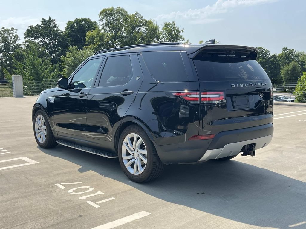 Used 2020 Land Rover Discovery HSE AWD/4WD image 3