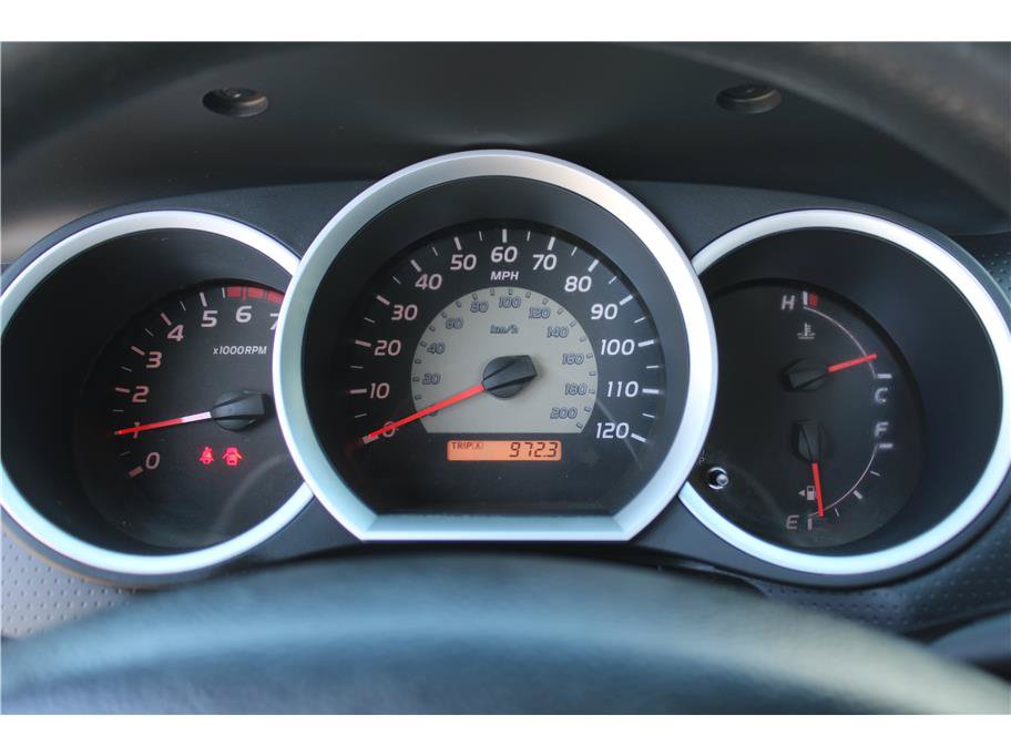 Used 2011 Toyota Tacoma 4x4 Regular Cab image 12