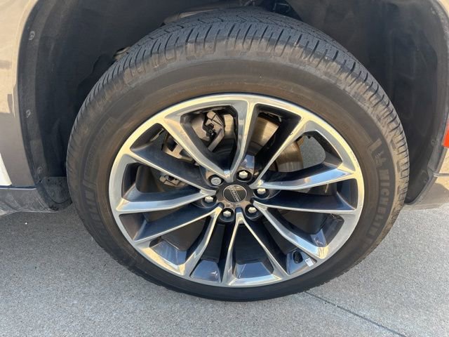 Used 2022 Jeep Wagoneer Series II w/ Premium Group I image 9