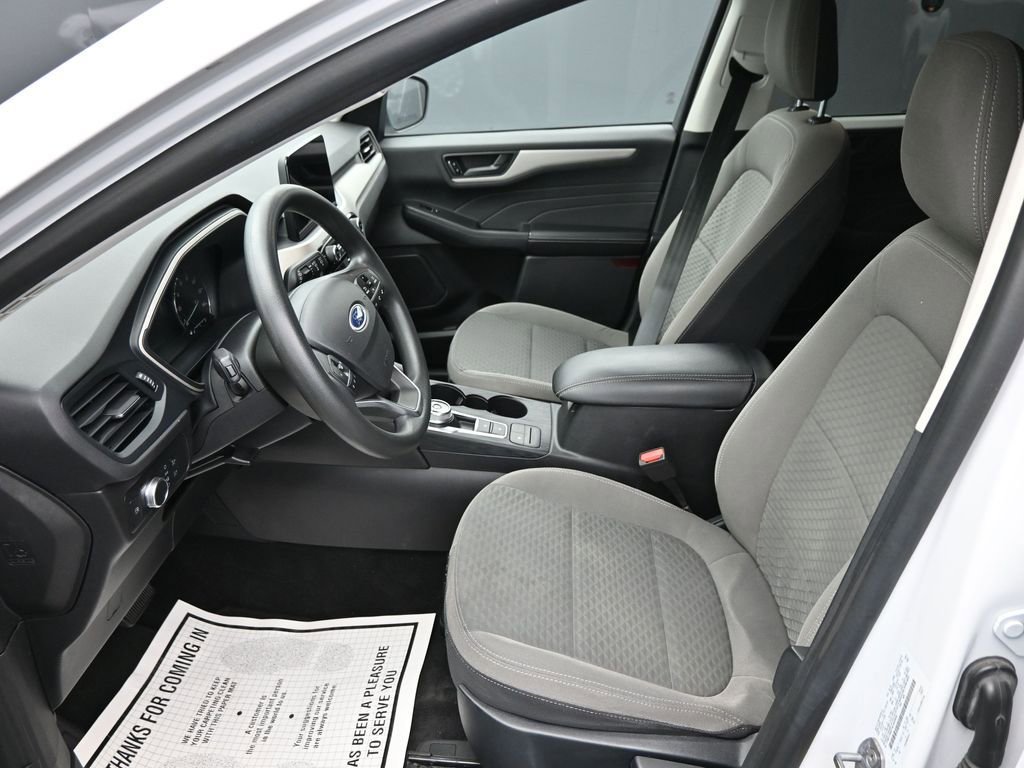 Used 2022 Ford Escape SE image 11
